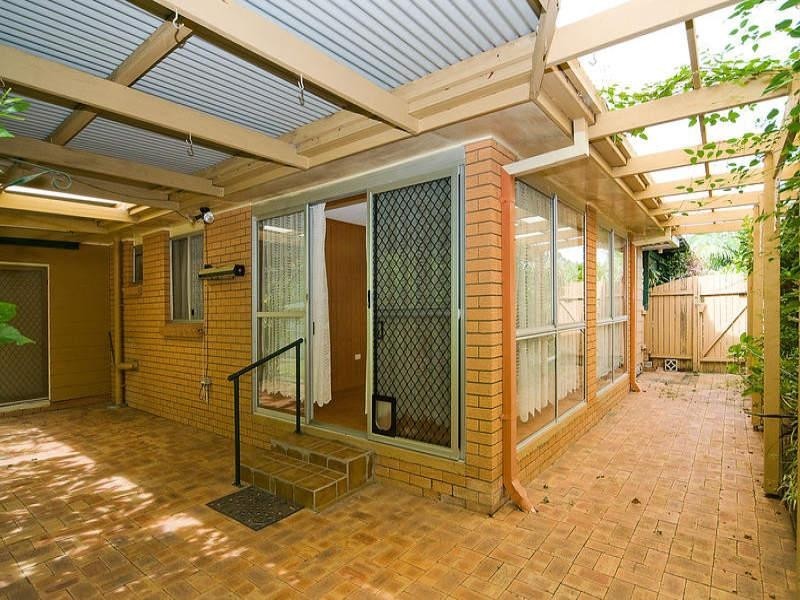 16 Grevillea Street, Bellbird Park QLD 4300