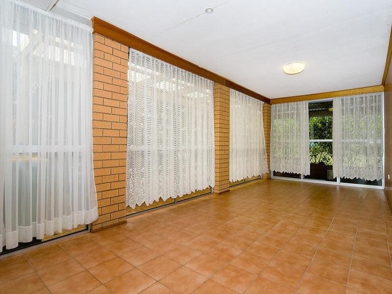 16 Grevillea Street, Bellbird Park QLD 4300