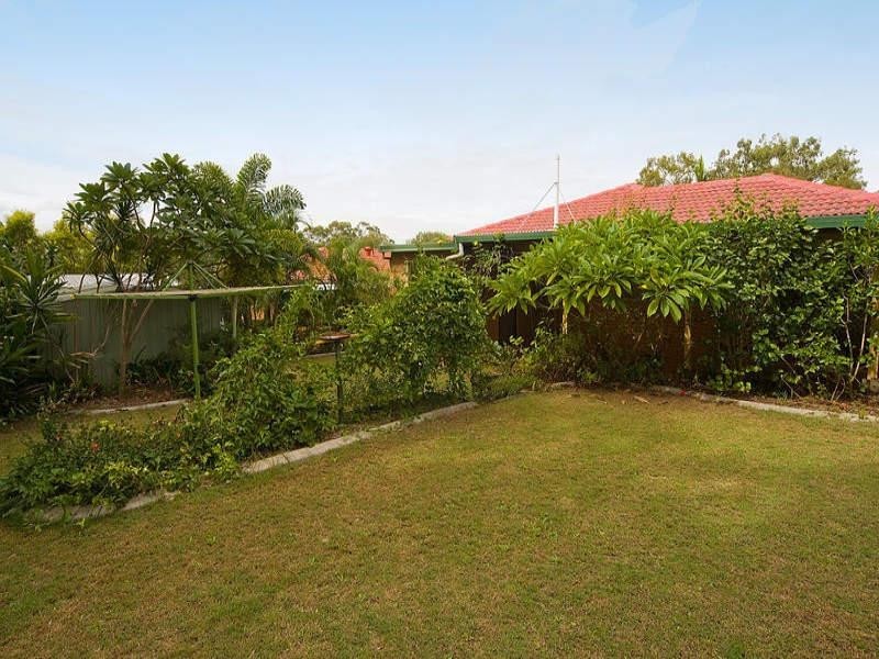 16 Grevillea Street, Bellbird Park QLD 4300