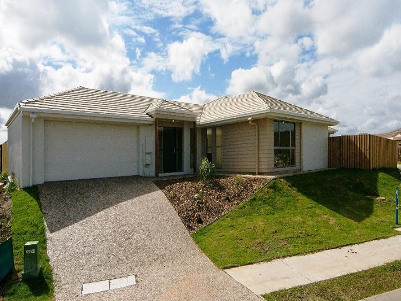 1 MURPHY Court, Redbank Plains QLD 4301