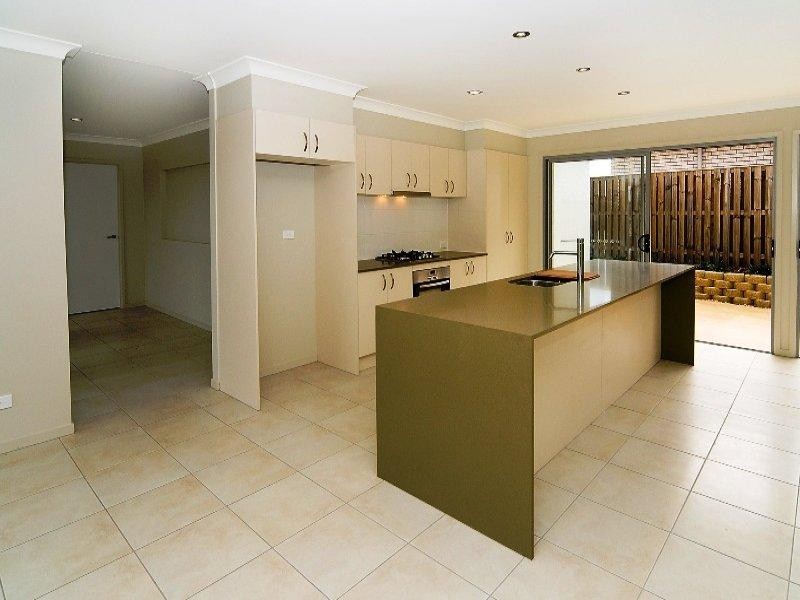 1 MURPHY Court, Redbank Plains QLD 4301