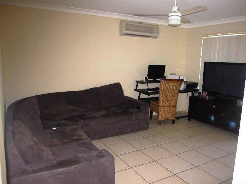 10 Bloom Way, Goodna QLD 4300