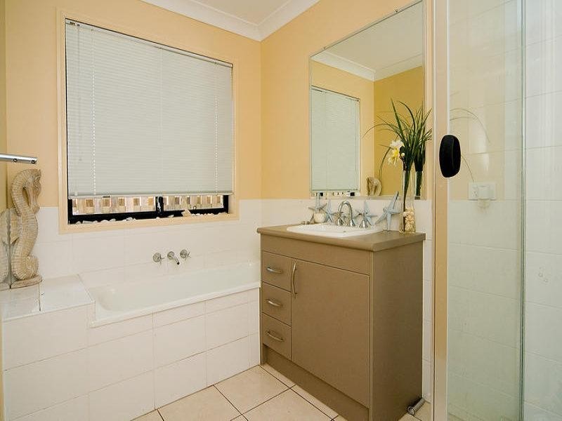 31 Daryl Reinhardt Street, Redbank Plains QLD 4301