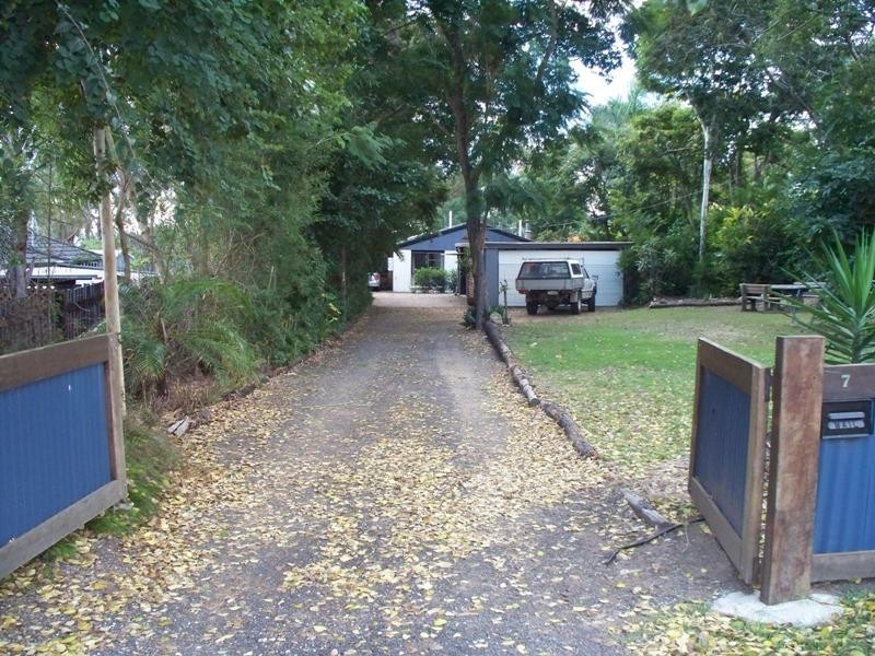 7 Cudgee Street, Redbank Plains QLD 4301