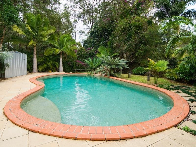 4 Harrison Court, Camira QLD 4300