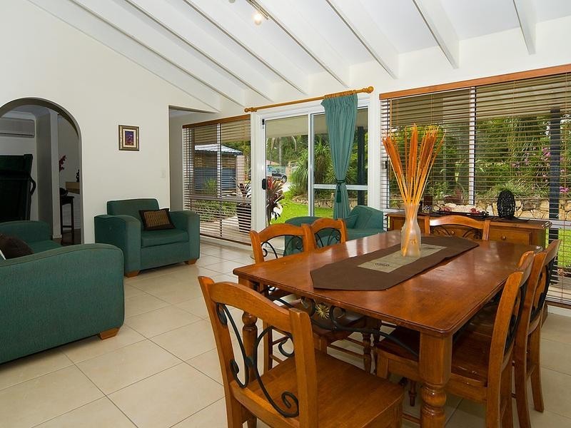 4 Harrison Court, Camira QLD 4300