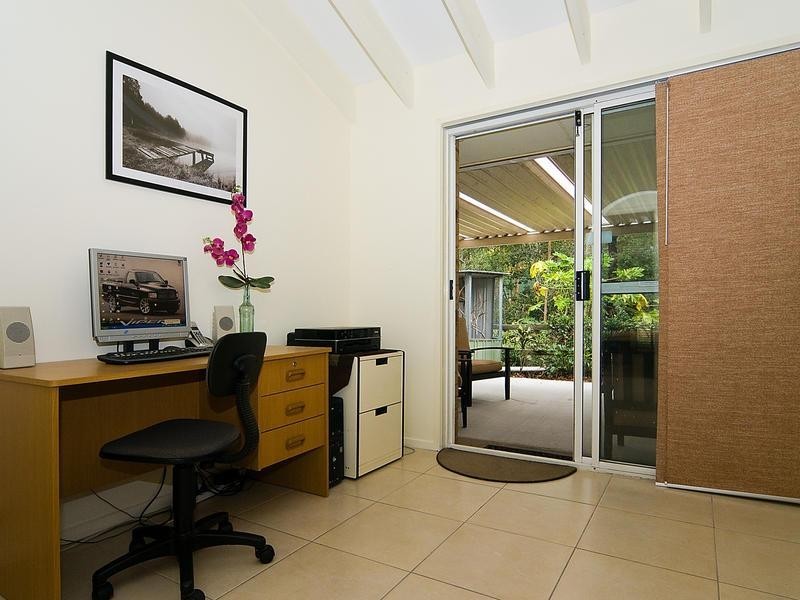 4 Harrison Court, Camira QLD 4300