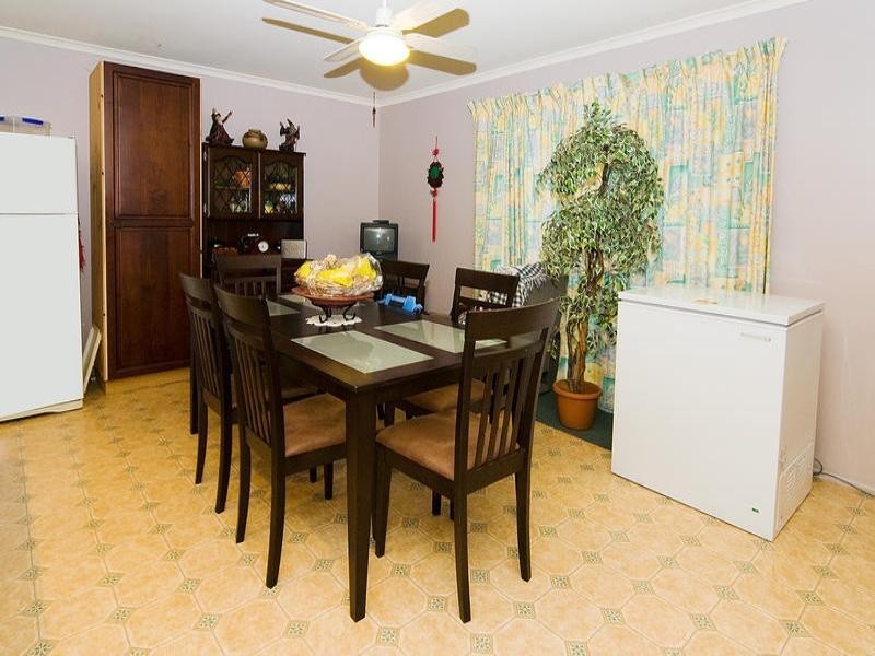 17 Katandra Crescent, Bellbird Park QLD 4300