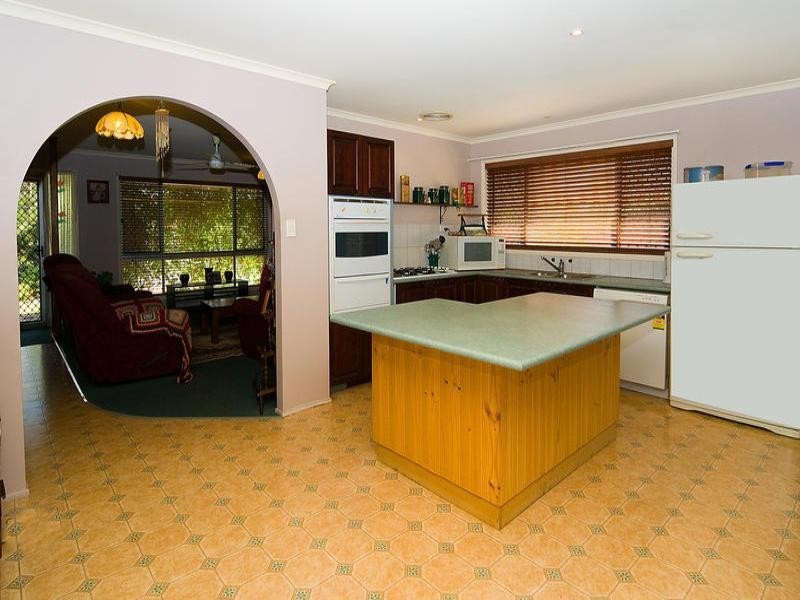 17 Katandra Crescent, Bellbird Park QLD 4300