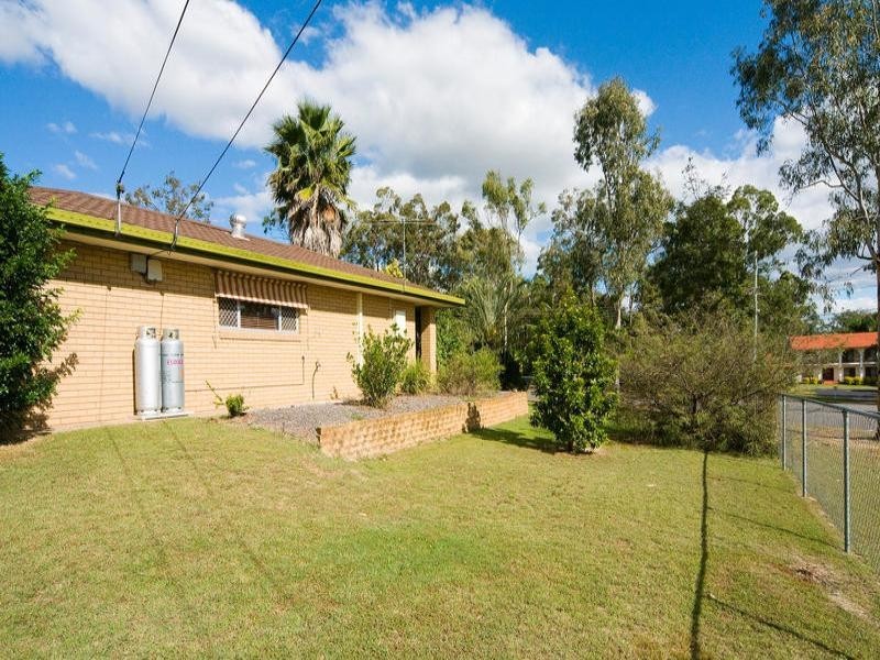 17 Katandra Crescent, Bellbird Park QLD 4300