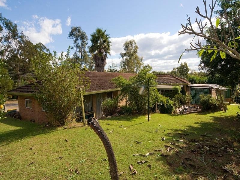 17 Katandra Crescent, Bellbird Park QLD 4300