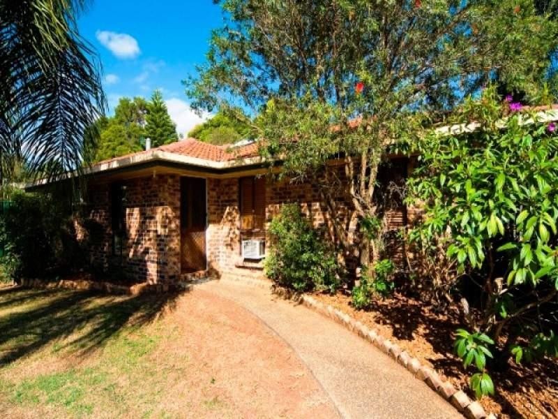 60 Kennedy Drive, Redbank Plains QLD 4301