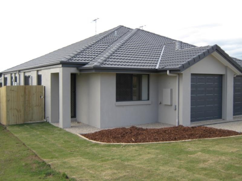 1/56 Berrigan, Redbank Plains QLD 4301