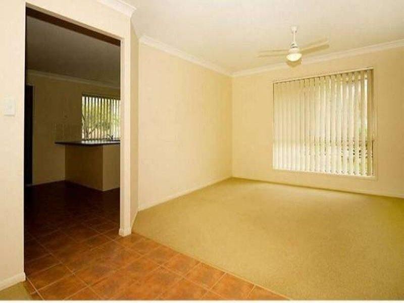 8 Cheihk Court, Collingwood Park QLD 4301