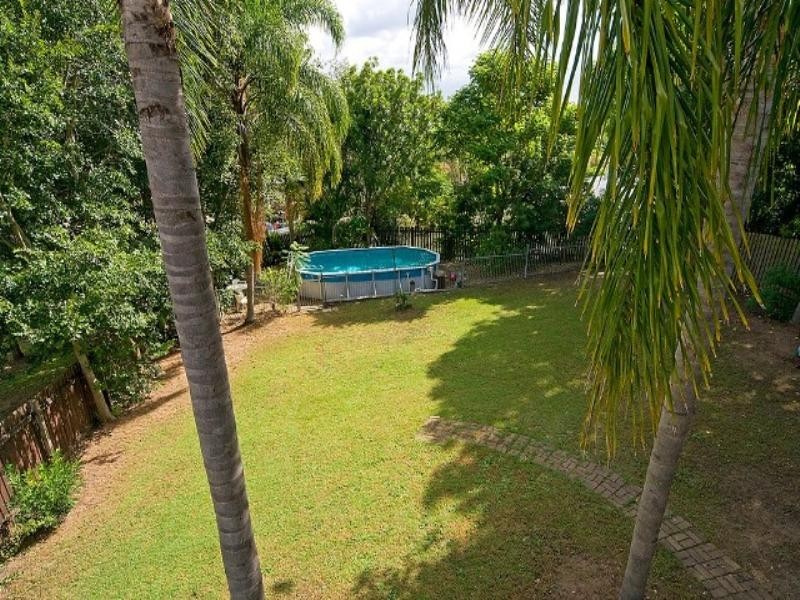 27 Karen Street, Camira QLD 4300