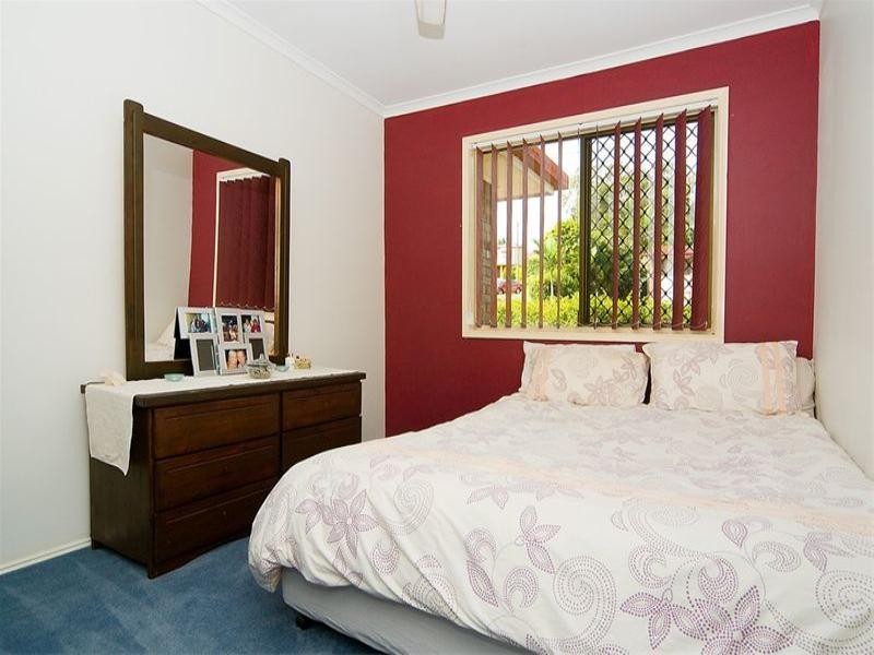 27 Karen Street, Camira QLD 4300