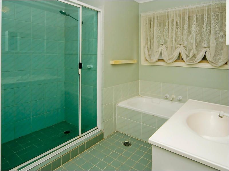 10 Price Close, Redbank Plains QLD 4301