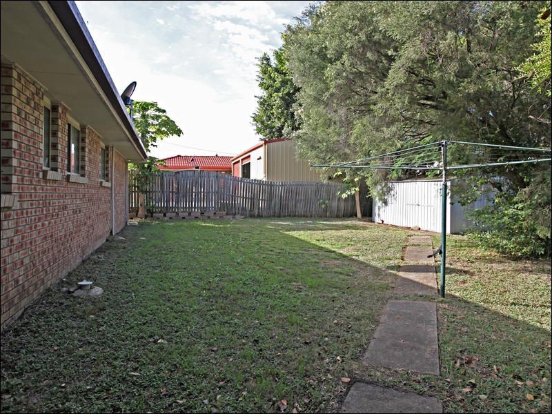 10 Price Close, Redbank Plains QLD 4301