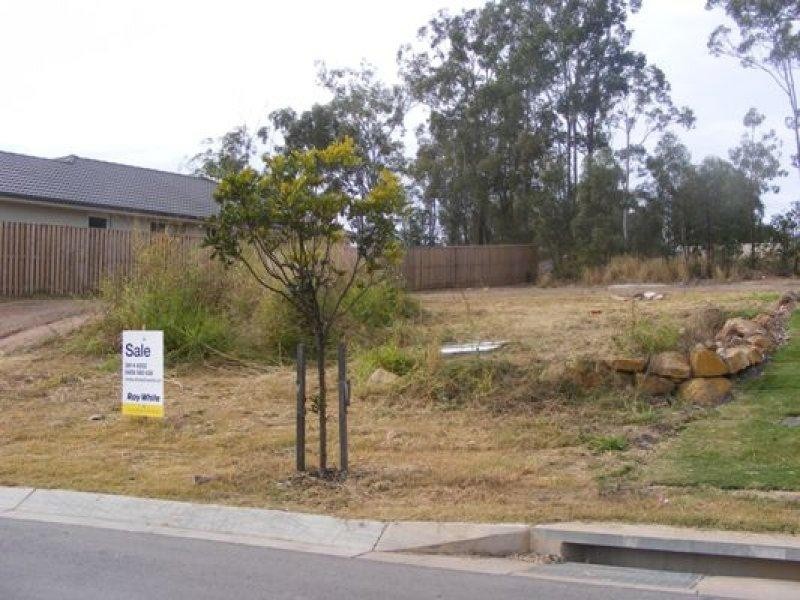20 Eric Drive, Blackstone QLD 4304