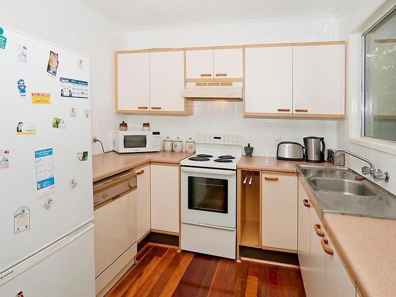 15 Frawley Drive, Redbank Plains QLD 4301