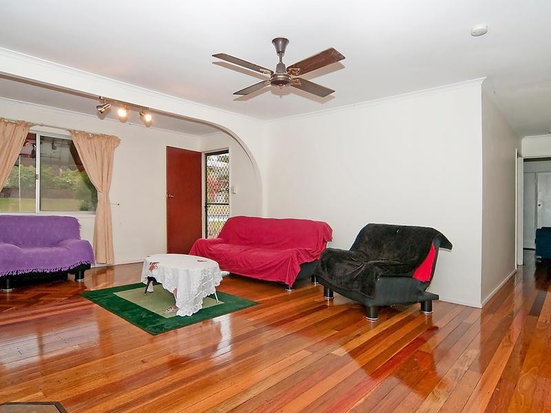 15 Frawley Drive, Redbank Plains QLD 4301