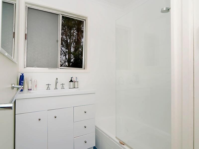 15 Frawley Drive, Redbank Plains QLD 4301