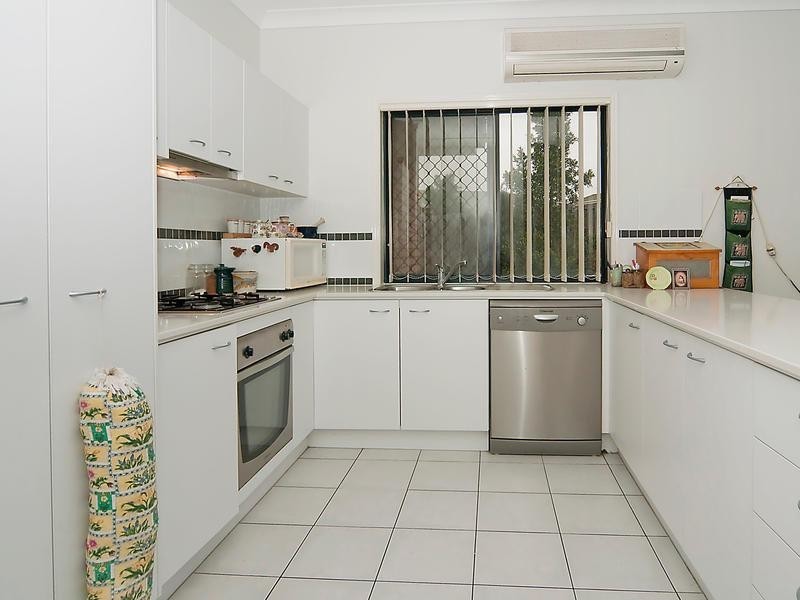 2 Carney Circuit, Redbank Plains QLD 4301