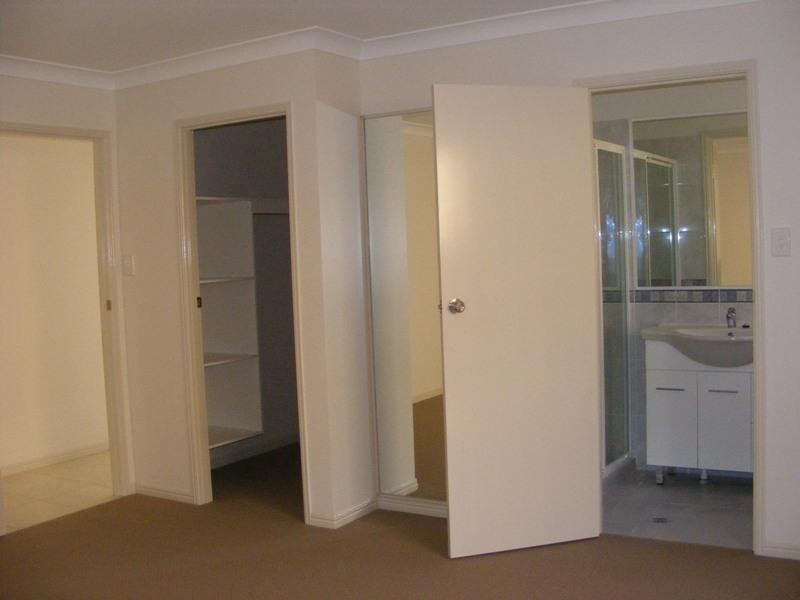 25 Daryl Reinhardt Street, Redbank Plains QLD 4301