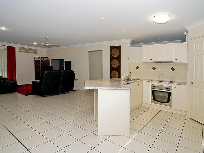 15 Deborah Drive, Collingwood Park QLD 4301