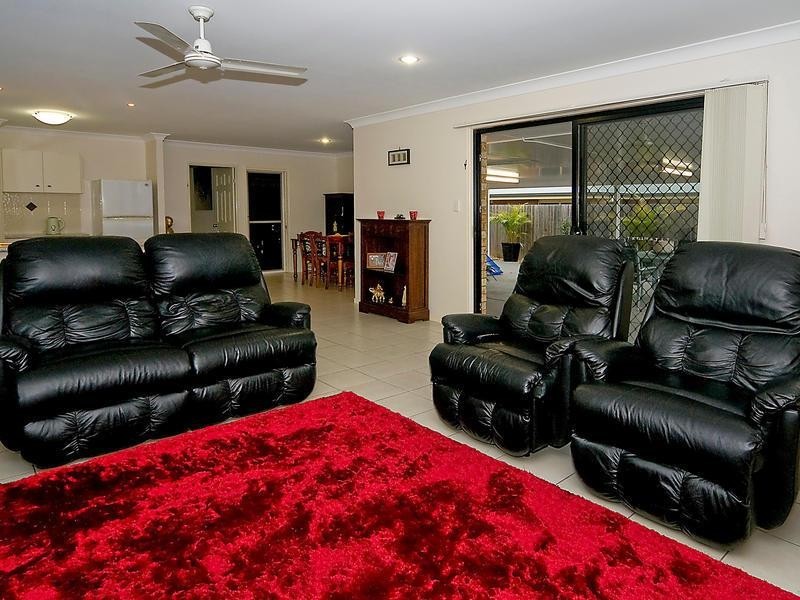 15 Deborah Drive, Collingwood Park QLD 4301