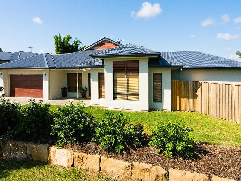 4 Whitty Court, Augustine Heights QLD 4300