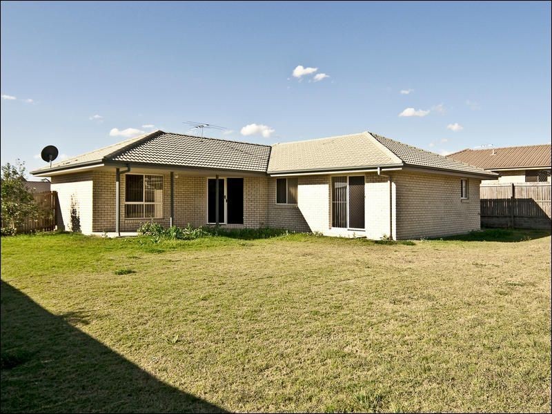 9 Barambah Court, Redbank Plains QLD 4301