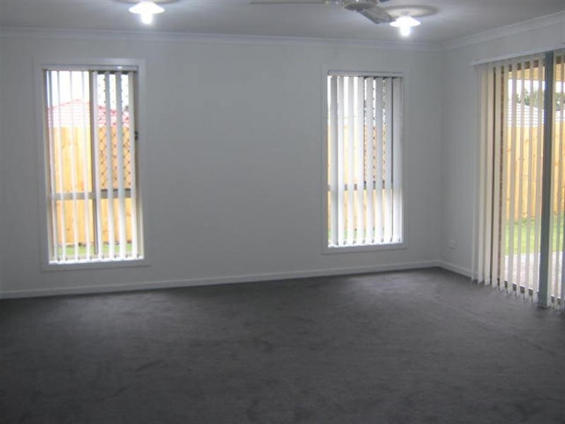 10 Pleasant Drive, Redbank Plains QLD 4301