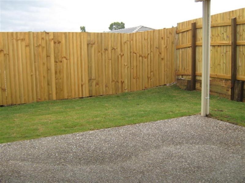 10 Pleasant Drive, Redbank Plains QLD 4301