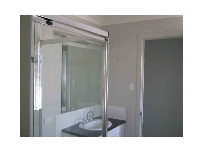 36 Collins Street, Collingwood Park QLD 4301