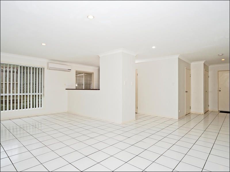 32 Barnes Court, Redbank QLD 4301