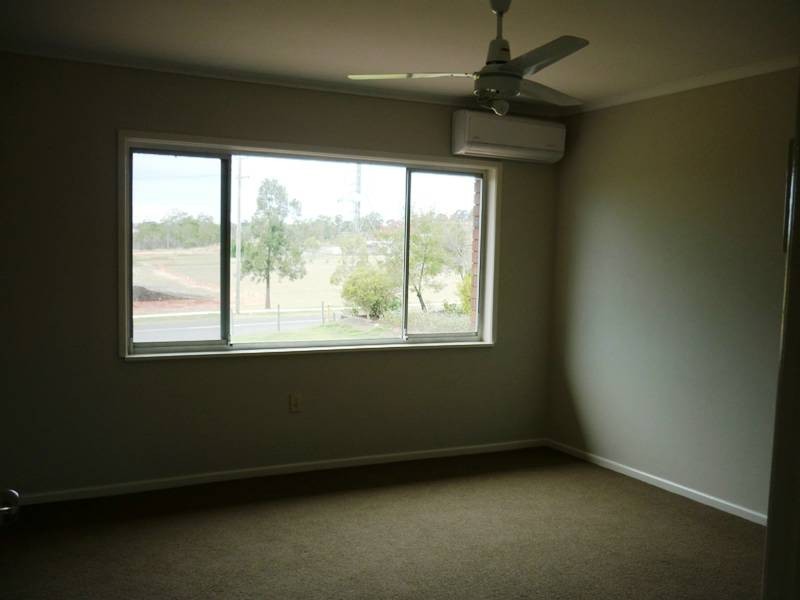 113 CEDAR Road, Redbank Plains QLD 4301
