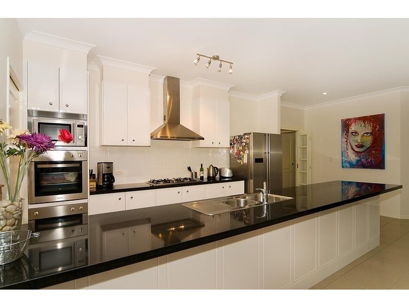 39 Sutherland Crescent, Goodna QLD 4300