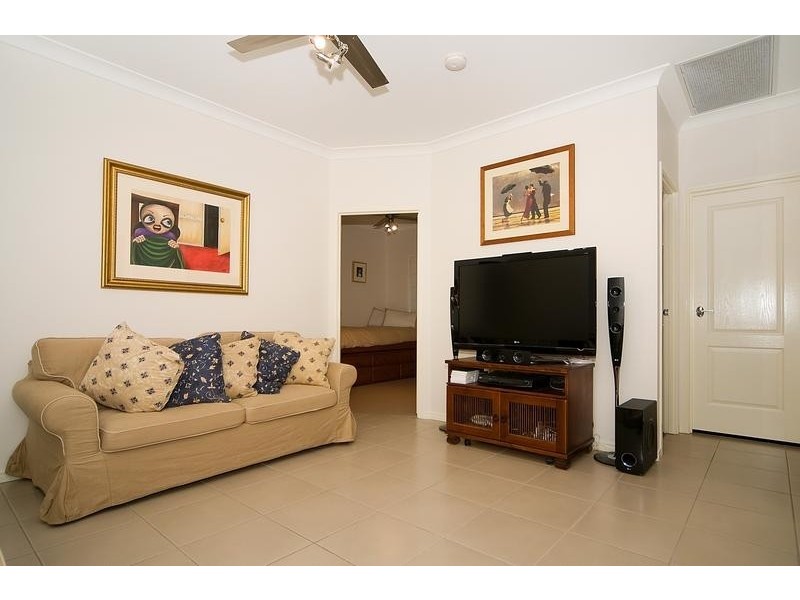 39 Sutherland Crescent, Goodna QLD 4300