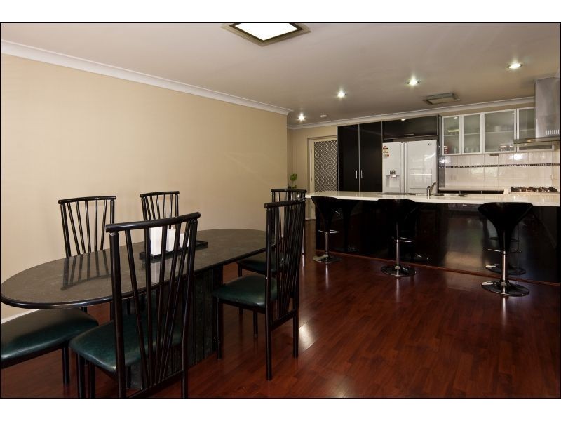 102 Highbury Drive, Redbank Plains QLD 4301