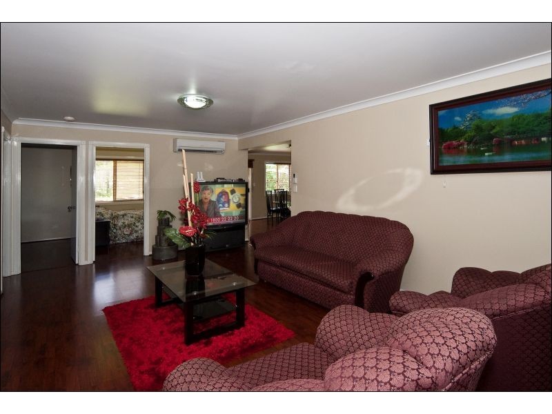 102 Highbury Drive, Redbank Plains QLD 4301
