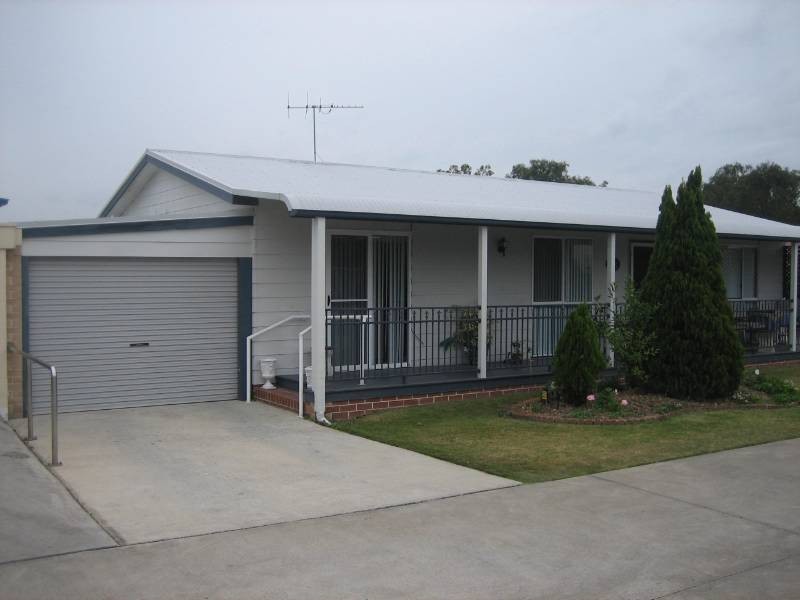 122-31/35 Palm Lake Resort, Redbank QLD 4301