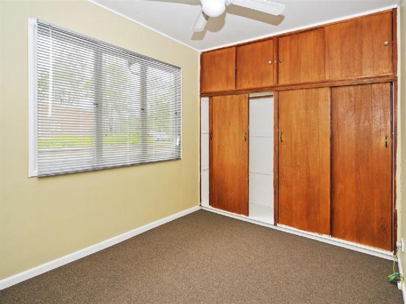 65 Redbank Plains Road, Goodna QLD 4300