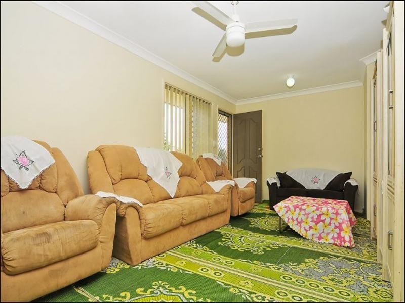 9 Locke Place, Goodna QLD 4300