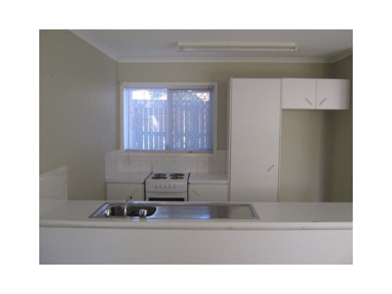 6/242 Redbank Plains Road, Bellbird Park QLD 4300