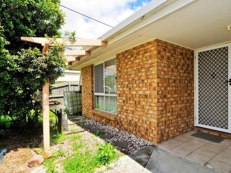 261 Henty Drive, Redbank Plains QLD 4301