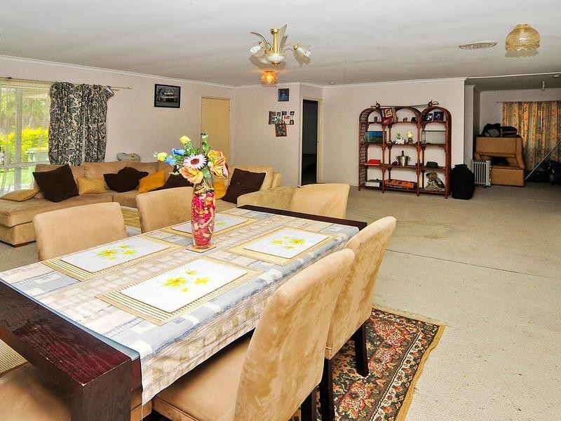 261 Henty Drive, Redbank Plains QLD 4301