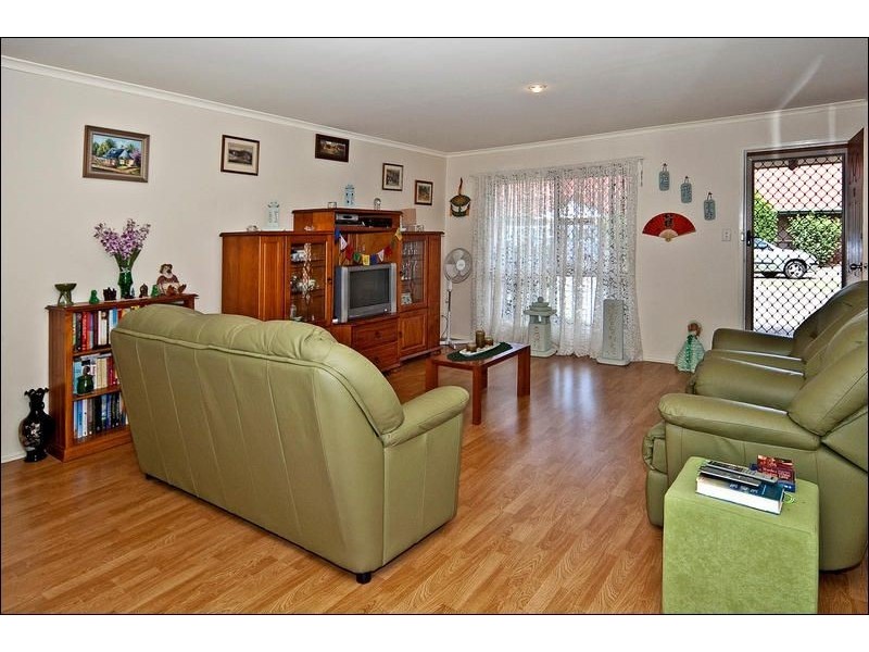 9/3 Rosegum Place, Redbank Plains QLD 4301