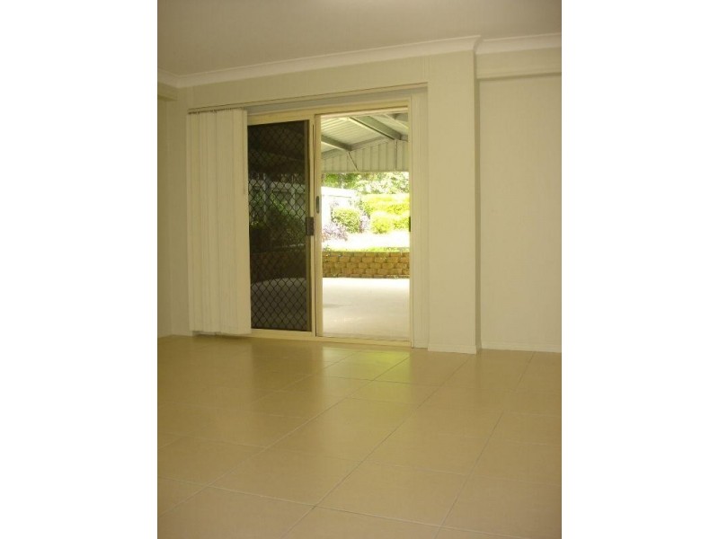 11 Tudor Street, Camira QLD 4300