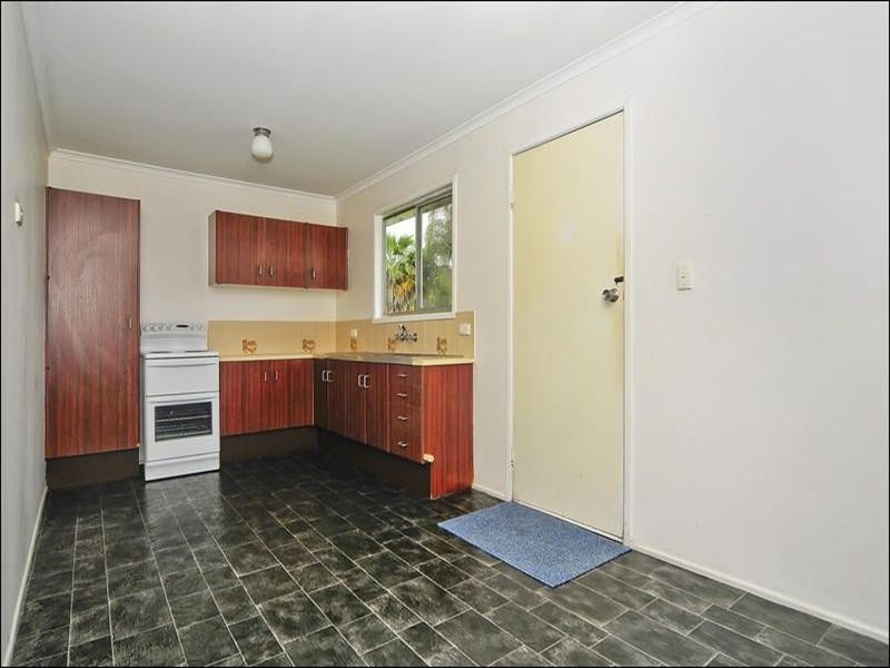 6 Halletts Road, Redbank Plains QLD 4301